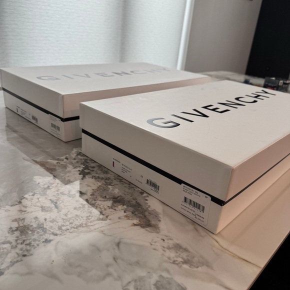 Givenchy White Storage Box - Picture 2 of 6